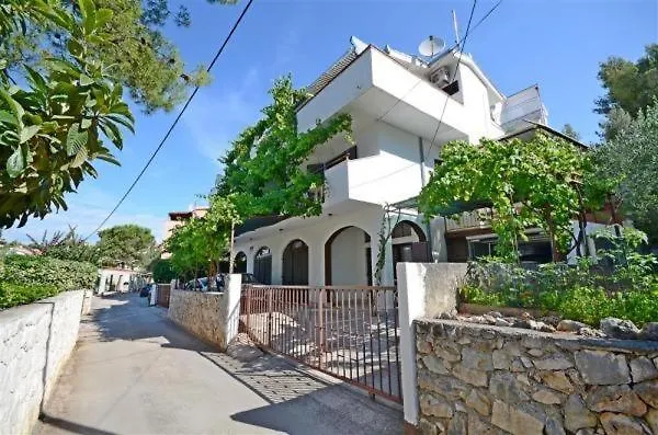Apartment In Okrug Gornji With Sea View, Balcony, Air Conditioning, Wifi 5106-1 Trogir Croatia